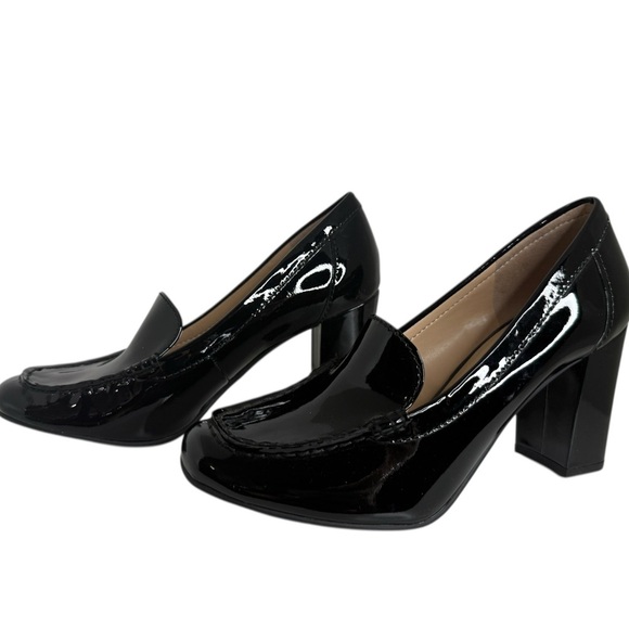 Karl Lagerfeld Black Loafer Block Heel Size 7.5 - Picture 1 of 4